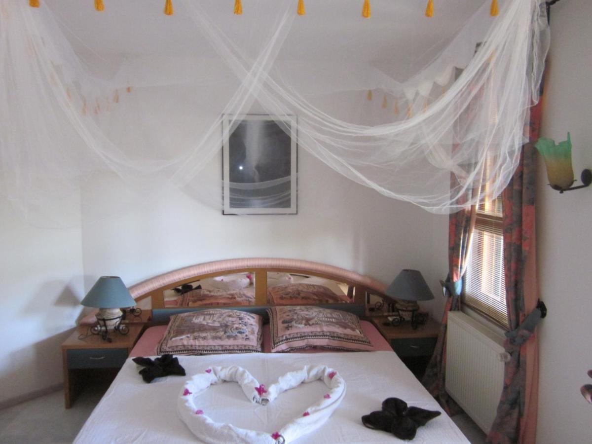 Romantik Villa Apartment Bungalow Dalaman Eksteriør bilde